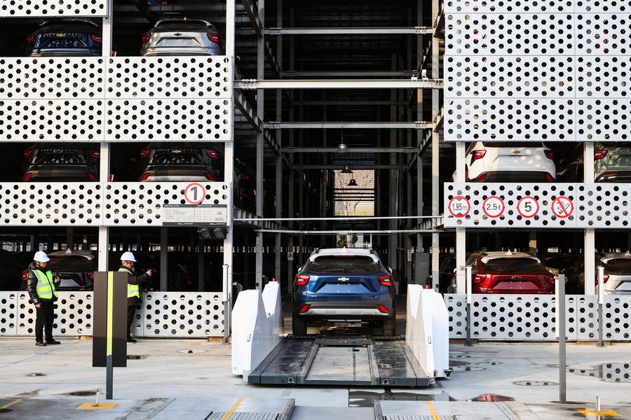 Researchers Accurately Monitor Urban On-Road Carbon Emissions based Panoptic-AI Technique